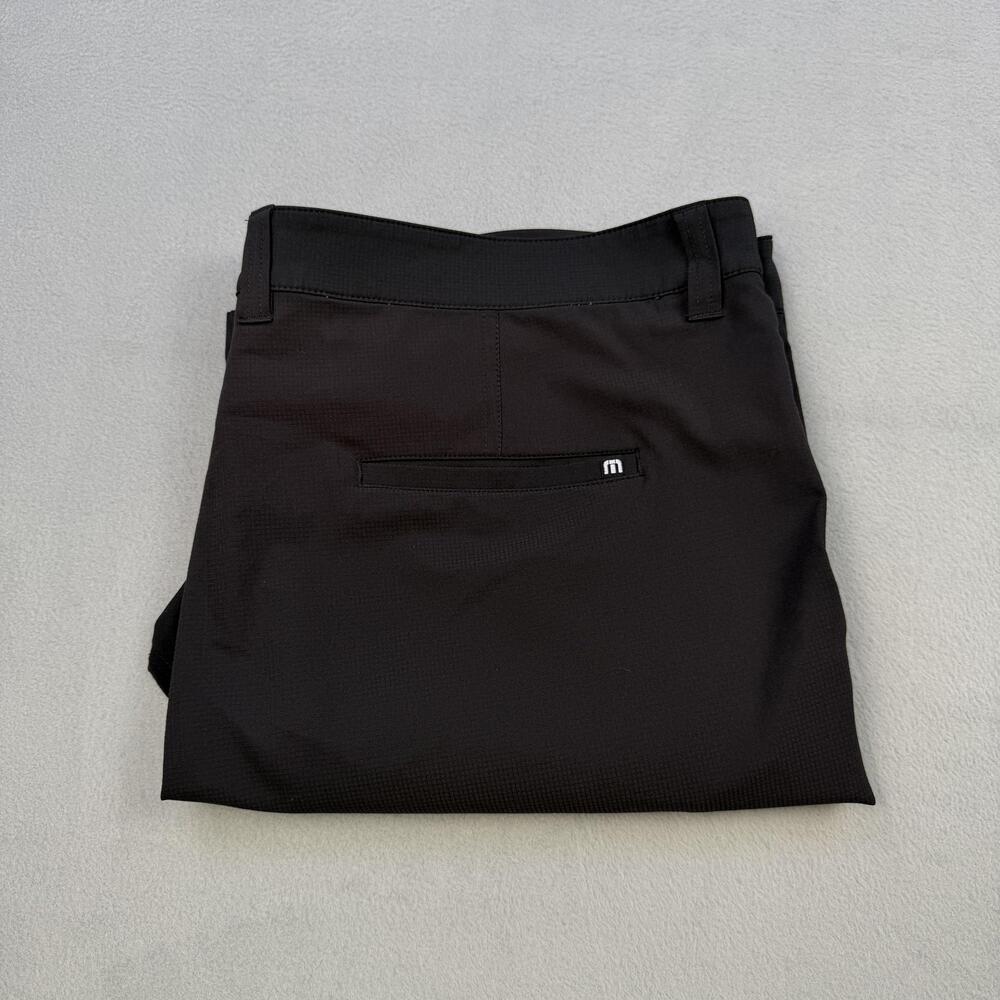 Travis Mathew Shorts Mens 40 Black Microfiber Chino Golf Performance Stretch